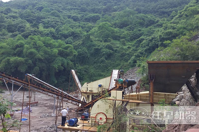 1615型重錘式破碎機生產能力如何，報價是多少